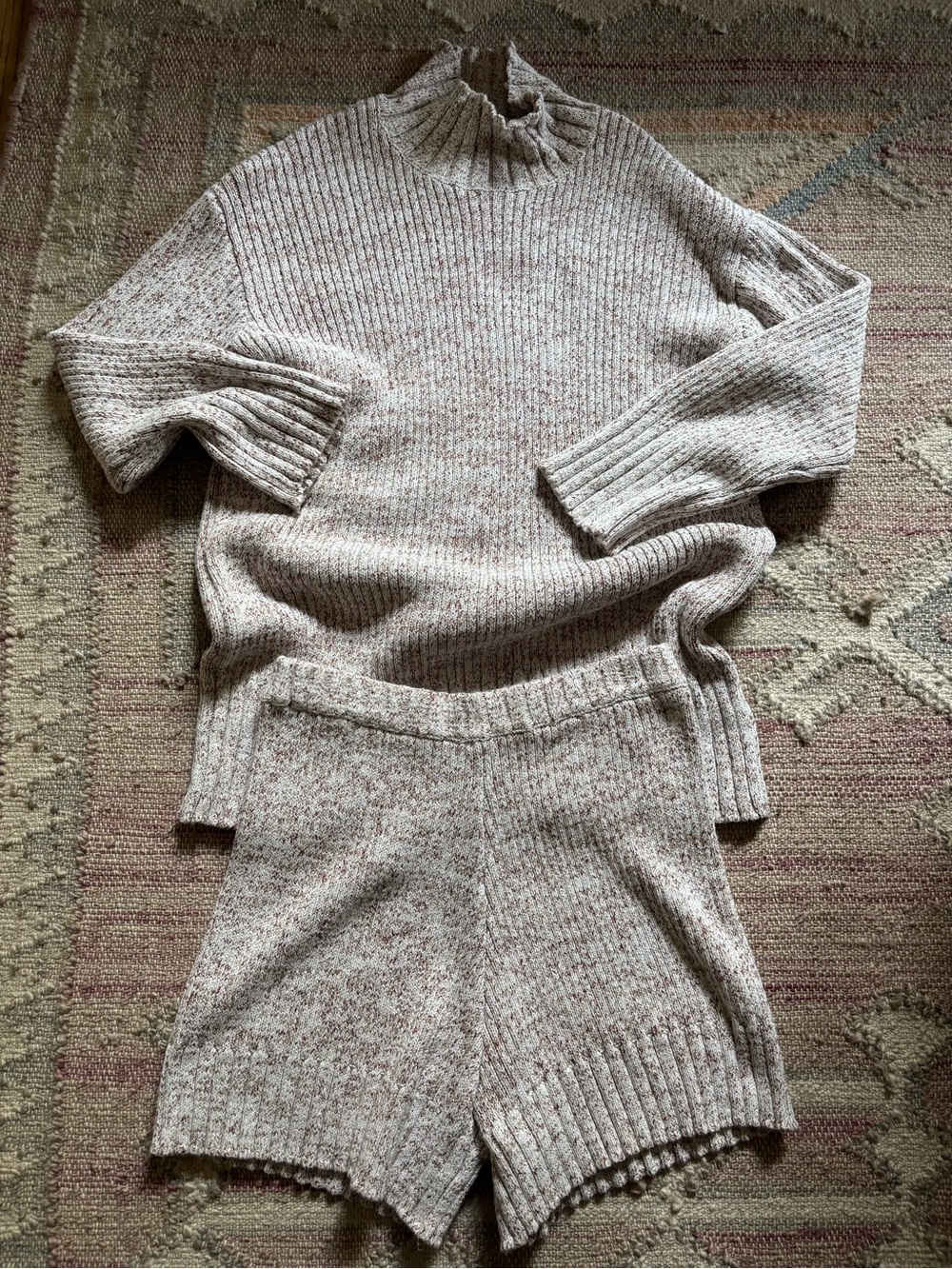 Free People women’s sweater set